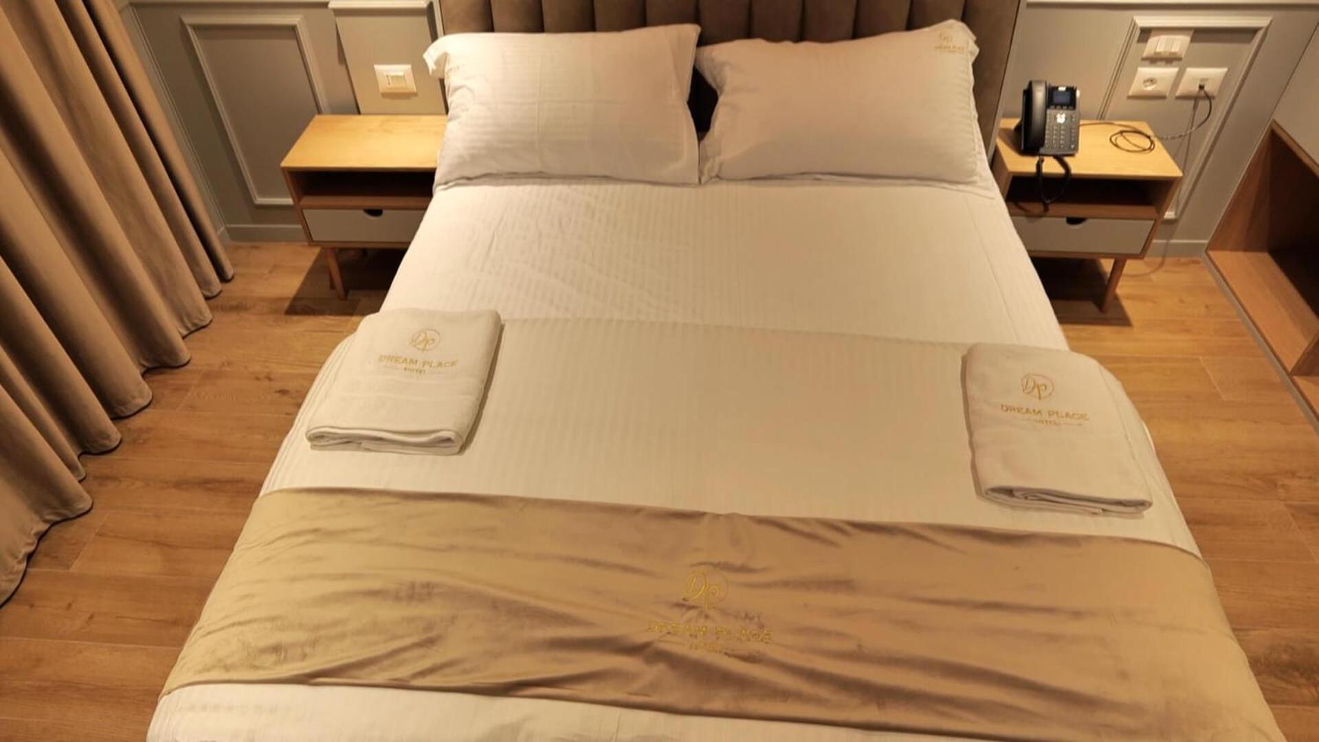 Dream Place Hotel Kamëz エクステリア 写真