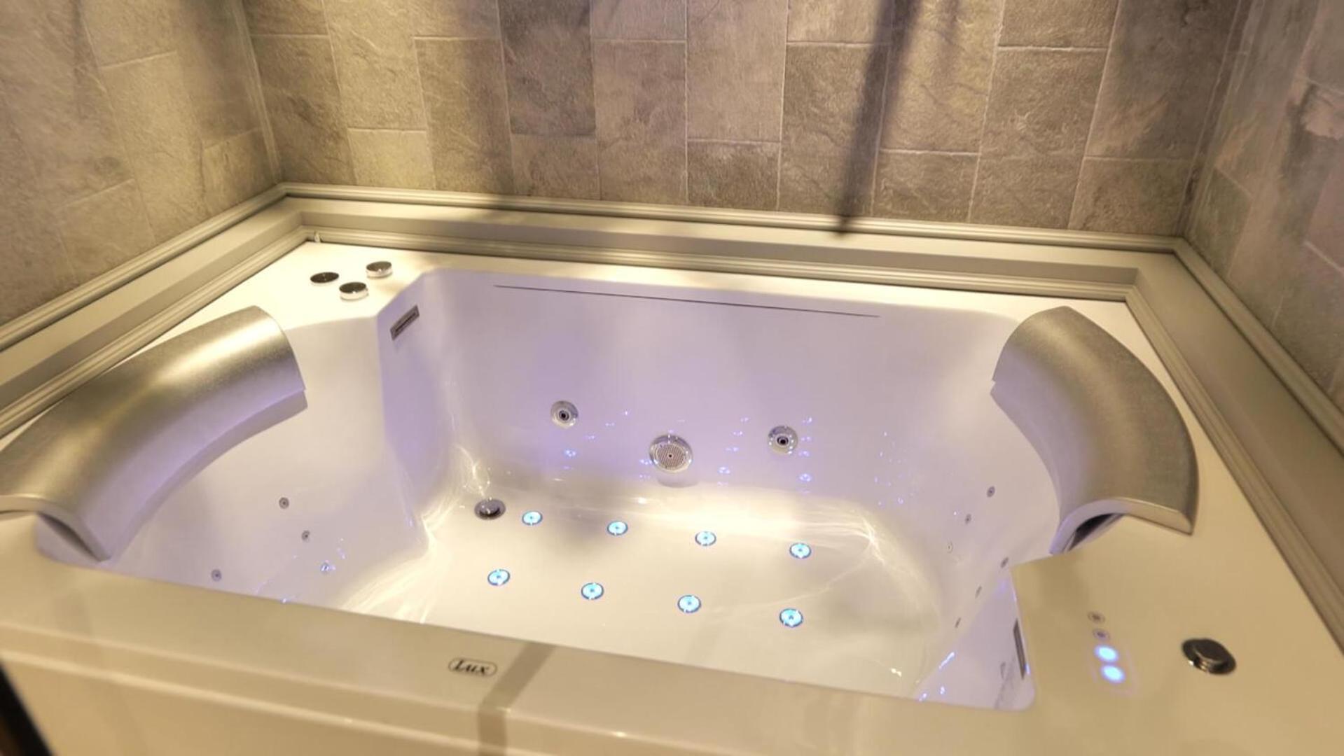 Dream Place Hotel Kamëz エクステリア 写真