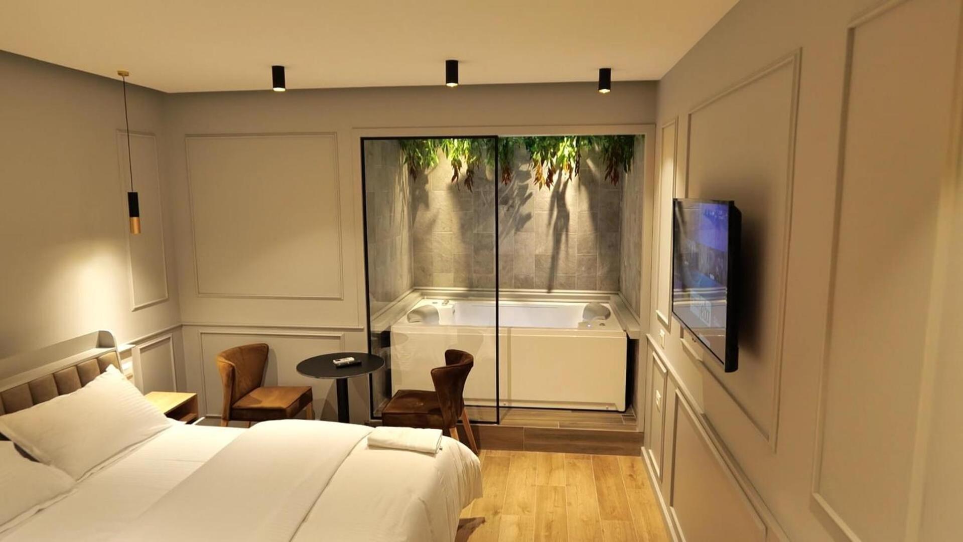Dream Place Hotel Kamëz エクステリア 写真