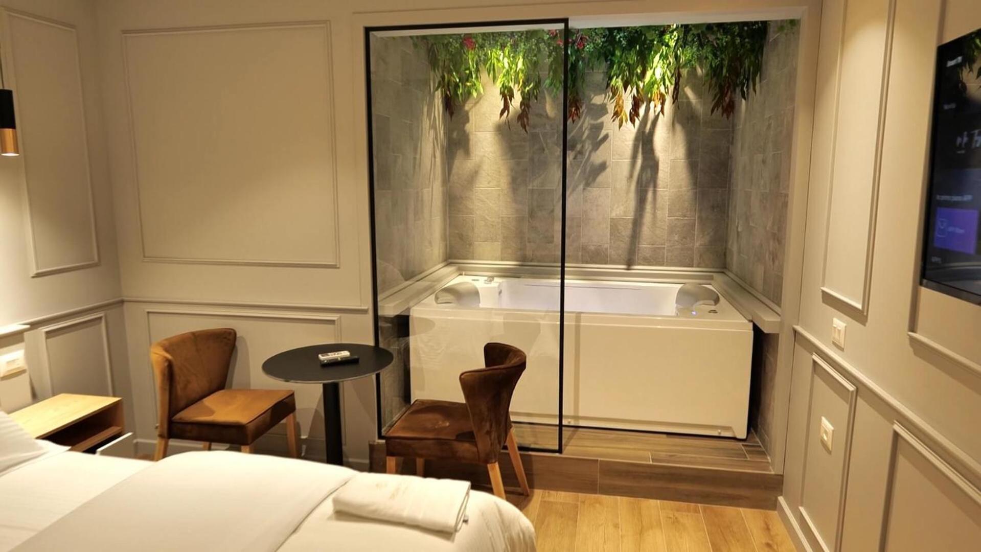 Dream Place Hotel Kamëz エクステリア 写真