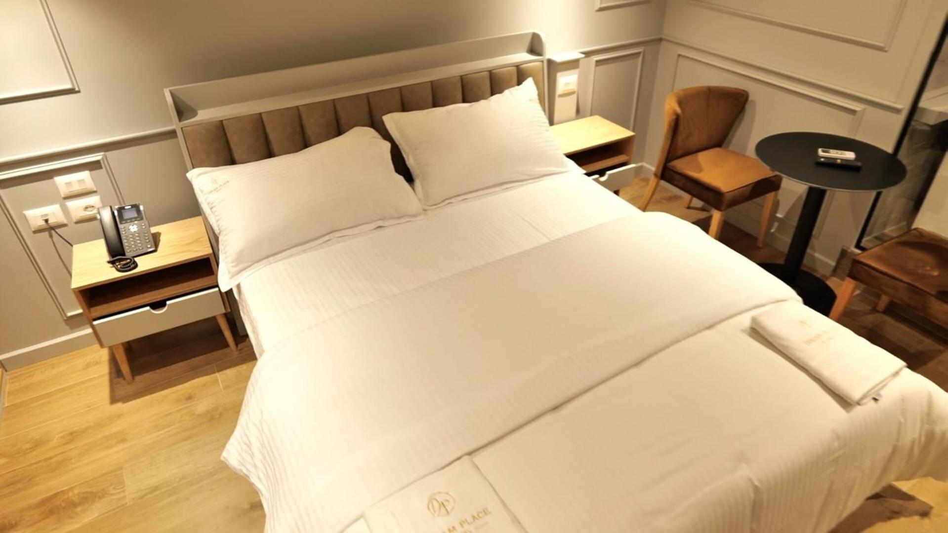 Dream Place Hotel Kamëz エクステリア 写真