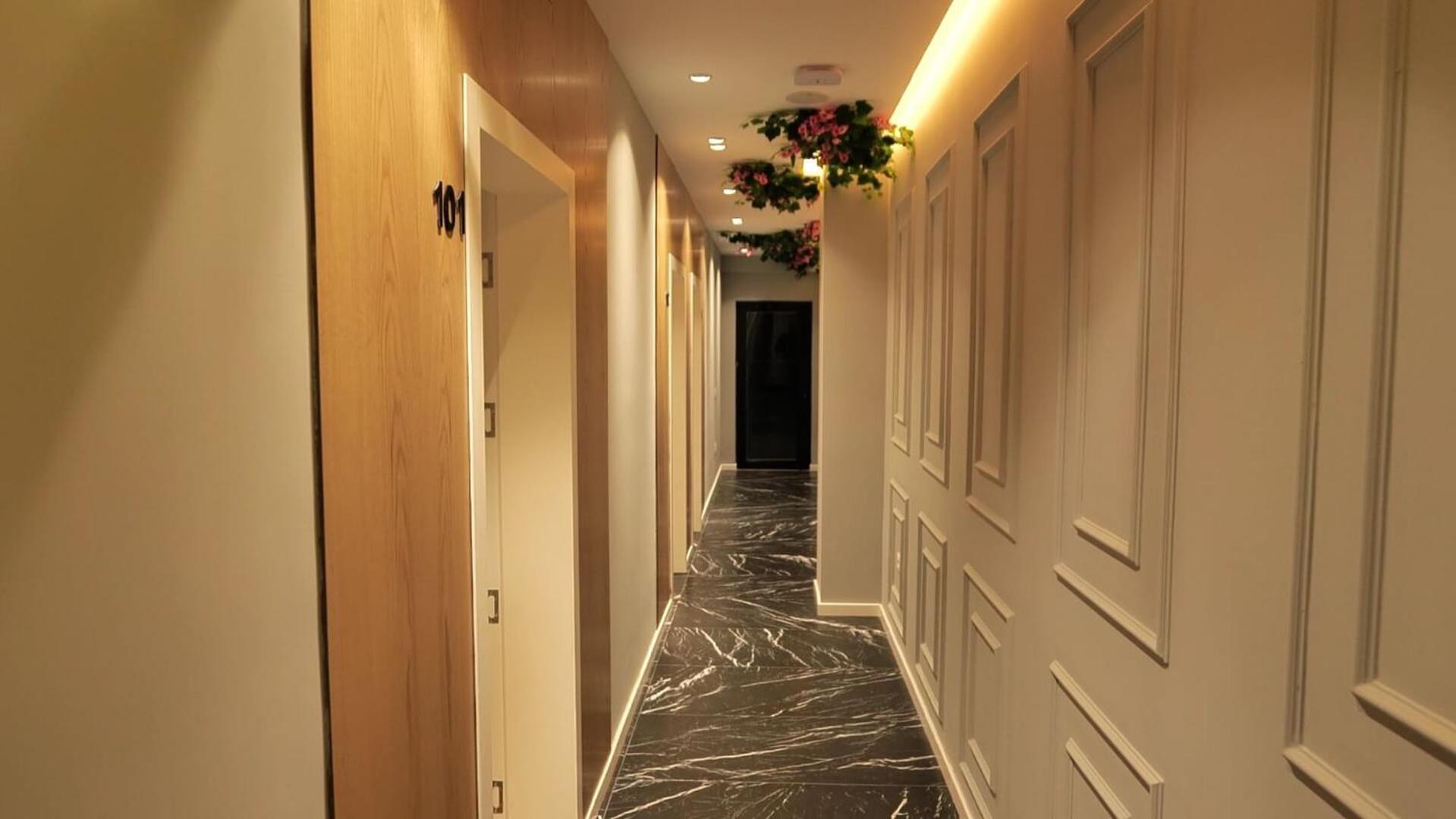 Dream Place Hotel Kamëz エクステリア 写真