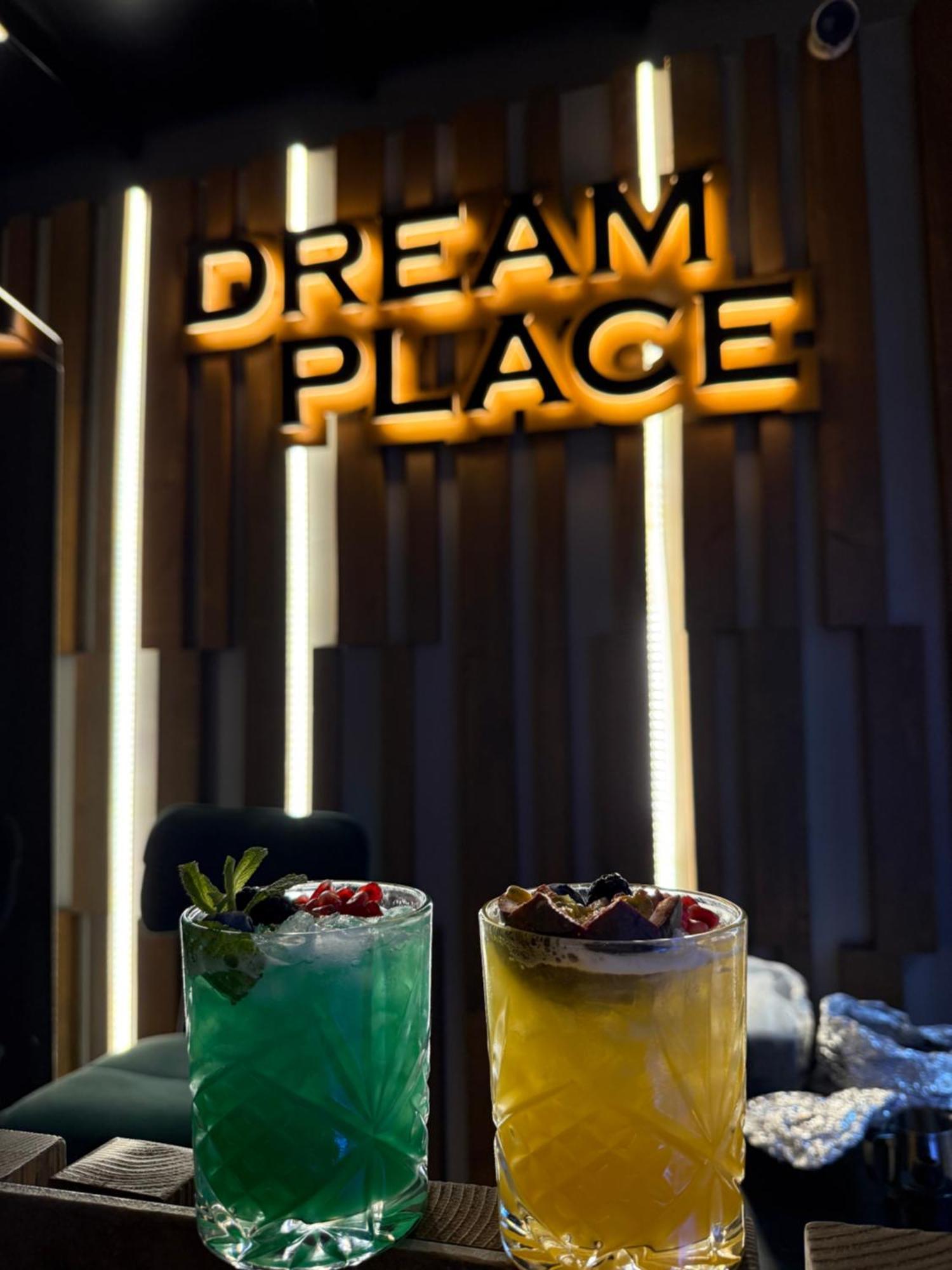 Dream Place Hotel Kamëz エクステリア 写真